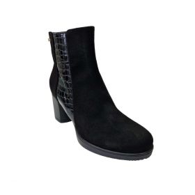 DONNA SERENA ANKLE BOOTS