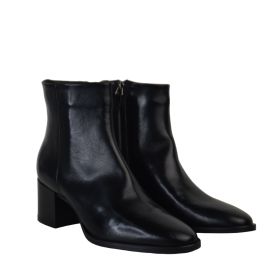 JULIE DEE ANKLE BOOTS